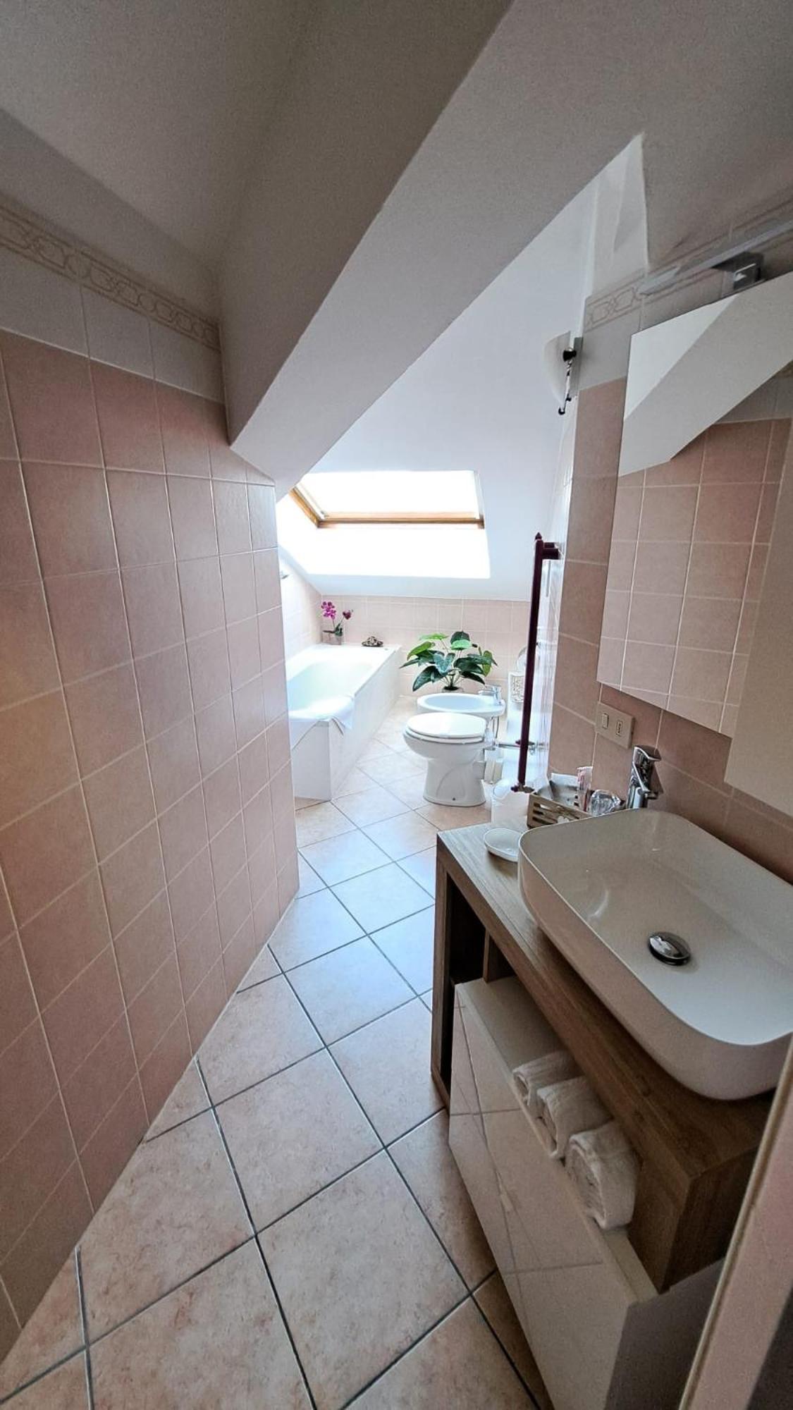 Casa Paola - Stazione 400 Mt - Free Wifi Arcore Exterior foto